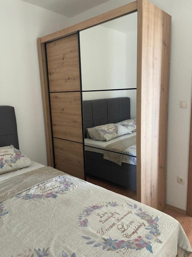 Apartman Marko Antonio 1 Apartment ซริกเวนิซา ภายนอก รูปภาพ